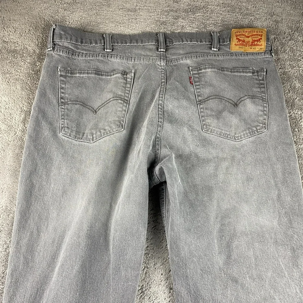 Levis 541 Athletic Taper Jeans Mens 42x29 Gray High Rise‎
